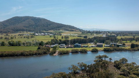 Riverside Retreat, Coolangatta, Near Seven Mile Beach - Accommodation Mooloolaba 0
