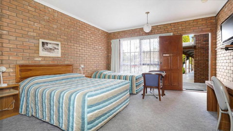 Rodney Motor Inn - Accommodation Mooloolaba 3