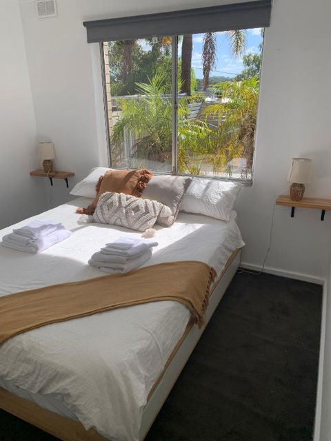 Room For Rent - Accommodation Mooloolaba 0