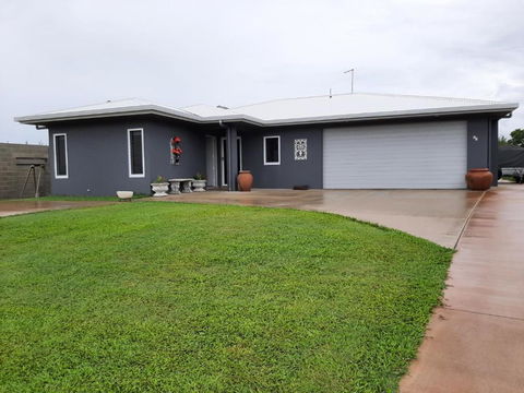 Room In Guest Room - Cozy Room With Separate Entrance And Ensuit Bathroom - Accommodation Mooloolaba 0