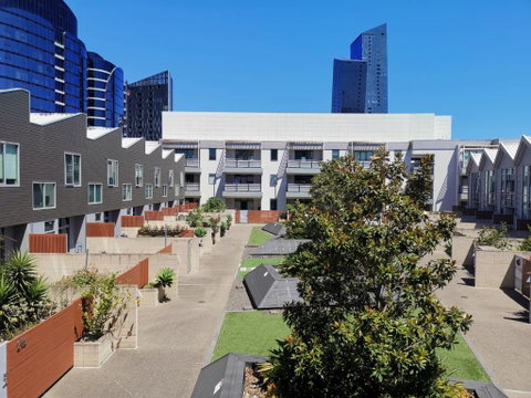 Room With King-size Bed Close To Melbourne CBD & Southern Cross Station - Accommodation Mooloolaba 3