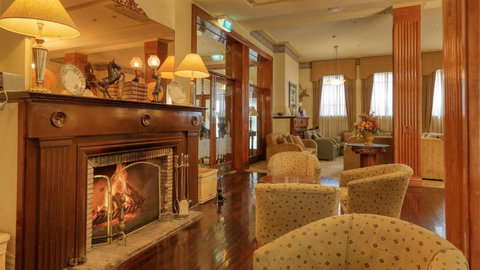 Royal Exchange Hotel - Accommodation Mooloolaba 1