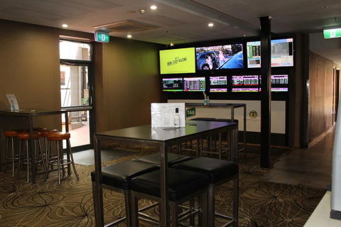 Royal Hotel Orange - Accommodation Mooloolaba 2