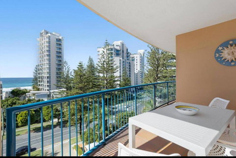San Mateo On Broadbeach - Accommodation Mooloolaba 2