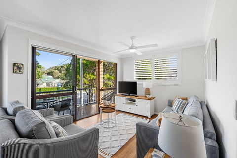 Sanctuary Court Unit 4 - Accommodation Mooloolaba 0