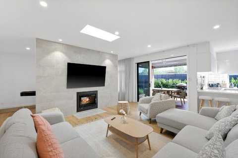 Sanctuary Of Hope By Ready Set Stay - Cowes - Accommodation Mooloolaba 1