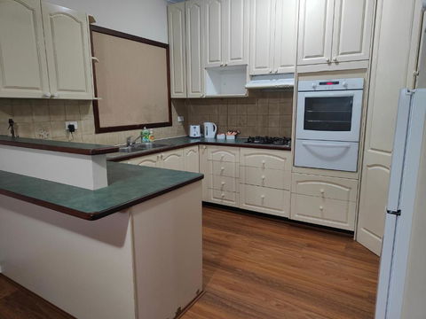 S&S Guest House - Accommodation Mooloolaba 3