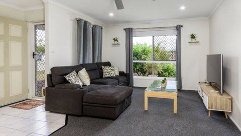 Sandstone Cove At Sandstone Point - Accommodation Mooloolaba 3