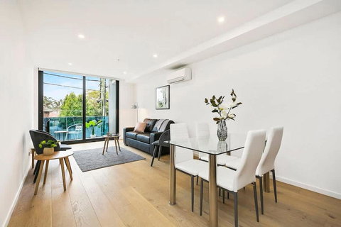 The Even Apartment In Carnegie With Parking - Accommodation Mooloolaba 2