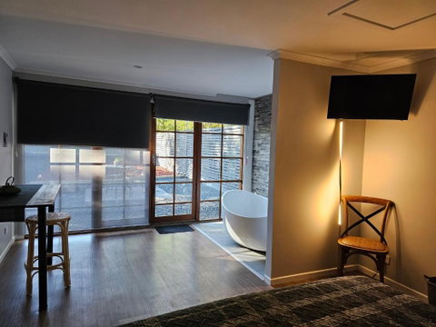 The Garden House BnB - Accommodation Mooloolaba 2