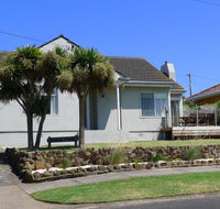 BEACHPOINT COTTAGE - Accommodation Mooloolaba