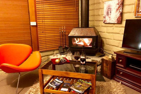 BEAUTIFUL RETREAT - 20 Mins To CBD And Only 10 Mins To MONA! - Accommodation Mooloolaba 3