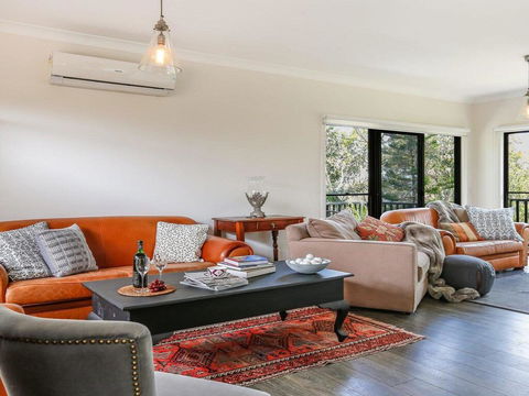 Bellara - Your Home Among The Gum Trees! - Accommodation Mooloolaba 1