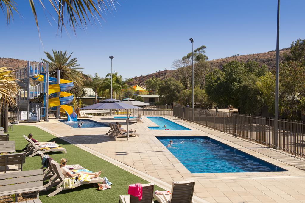 Ross NT Accommodation Mooloolaba