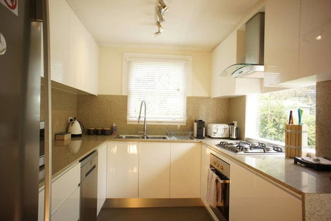 Blackheath Nook - Accommodation Mooloolaba 2