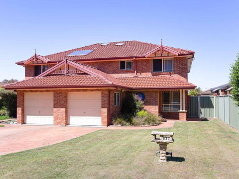 Blue Bay, 83a Rocky Point Road - Foxtel & Air Conditioning Downstairs - Accommodation Mooloolaba 0