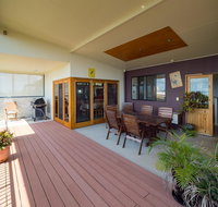 Blue Water Retreat - Upstairs