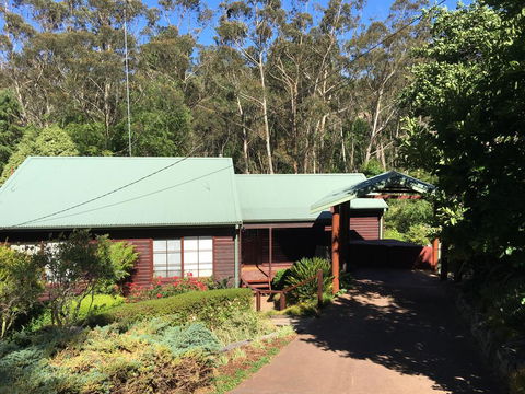 Bluebell Cottage - Accommodation Mooloolaba 0