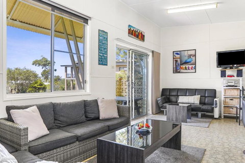 Waratah Cottage - Accommodation Mooloolaba 2
