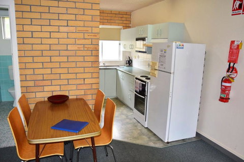 Wards Holiday Flat 1 - Accommodation Mooloolaba 2