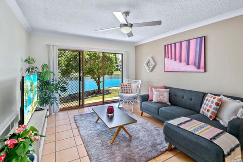 Waterfront - Walk To The Beach - Accommodation Mooloolaba 3