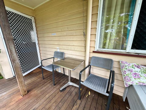 Zen Escape Guest House- Hidden Little Gem, Funky Corner, Boutique Granny Flat - Accommodation Mooloolaba 2