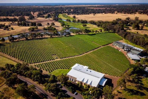 Busselton Jetty + Train Ride + Winery + Scenic Drive Full Day Tour - Accommodation Mooloolaba 3