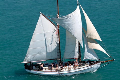 Whitehaven Beach Sailing And Snorkeling Cruise - Accommodation Mooloolaba 5