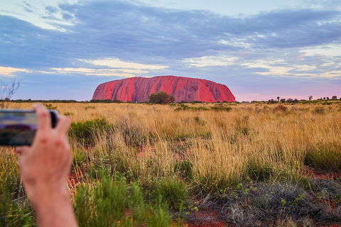 Uluru (Ayers Rock) Sunset With Outback Barbecue Dinner And Star Tour - Accommodation Mooloolaba 0