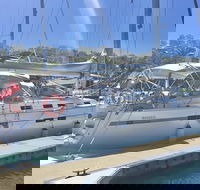 Sailing Curlew Escape on Moreton Bay - Accommodation Mooloolaba