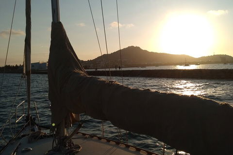 Townsville Small Group Sunset Sail Sailing Cruise Boat Tour Charter Hire - Accommodation Mooloolaba 2