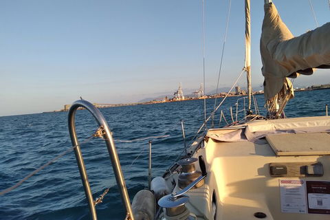 Townsville Small Group Early Morning Sailing Cruise Boat Tour Charter Hire - Accommodation Mooloolaba 2