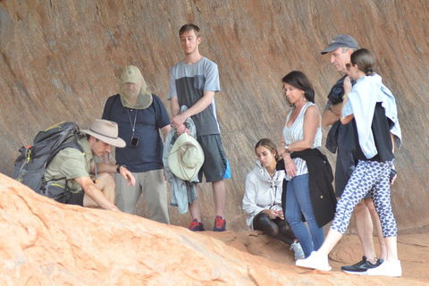Uluru Small Group Tour Including Sunset - Accommodation Mooloolaba 2