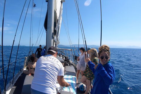 Ocean Free Green Island & Great Barrier Reef Snorkel Cruise, Cairns 25 Guests - Accommodation Mooloolaba 3