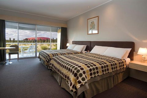 3-Day Uluru-Kata Tjuta And Kings Canyon 4WD Small-Group Eco-Tour From Alice Springs - Accommodation Mooloolaba 0