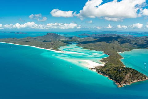 Whitsunday Bullet Day Trip - Whitehaven Beach And Snorkelling - Accommodation Mooloolaba 1