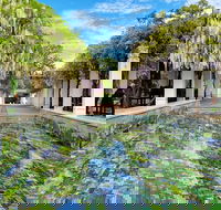 Women's History Walking Tour with Local Guide in Canberra - Accommodation Mooloolaba